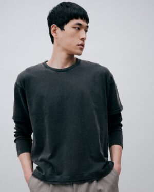 Alternative view of Layered Long Sleeve T-Shirt - Washed Grey
